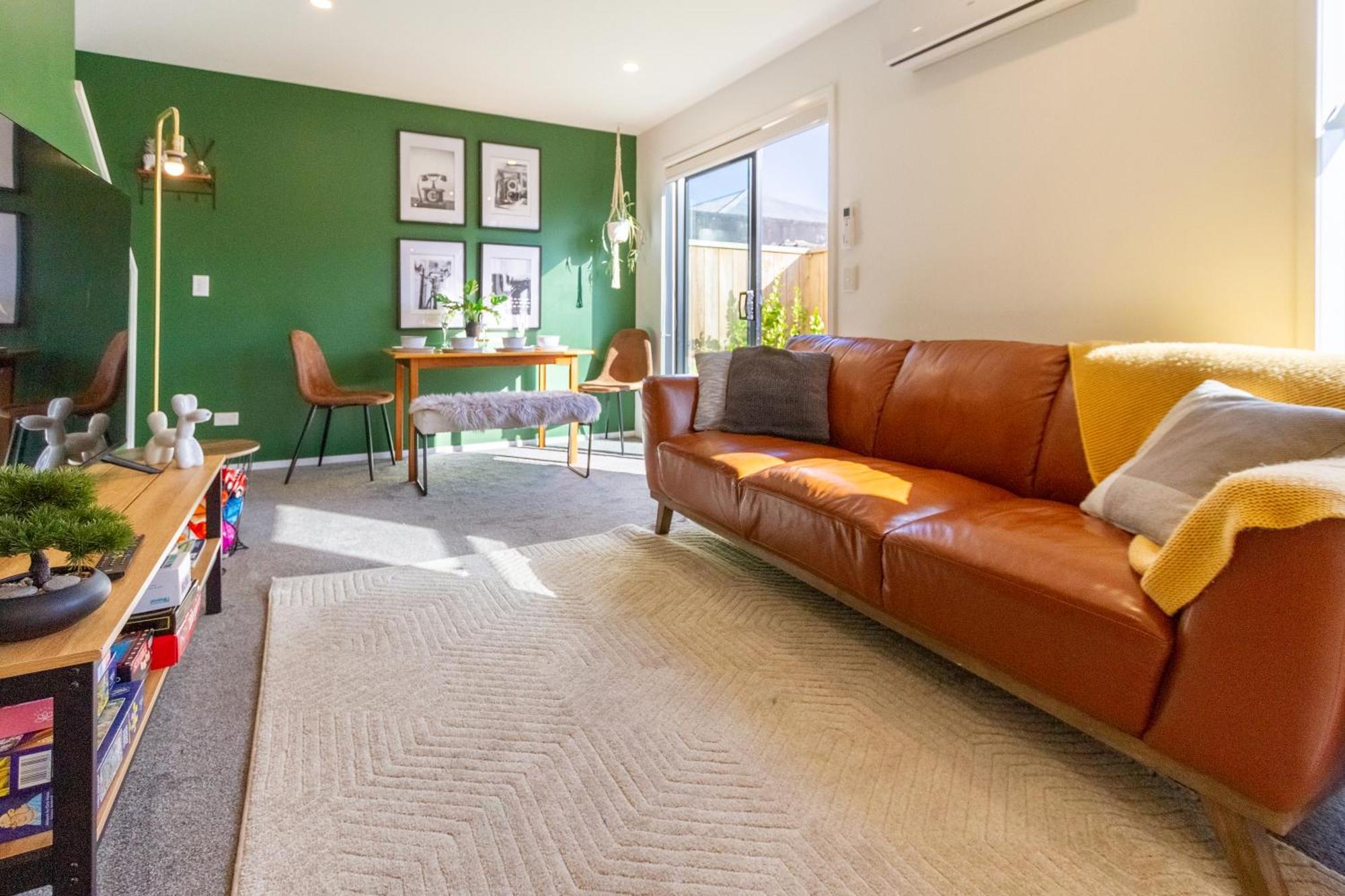 Gorgeous In Green - 2 Bed Central Oasis W/King Bed Christchurch Exteriör bild