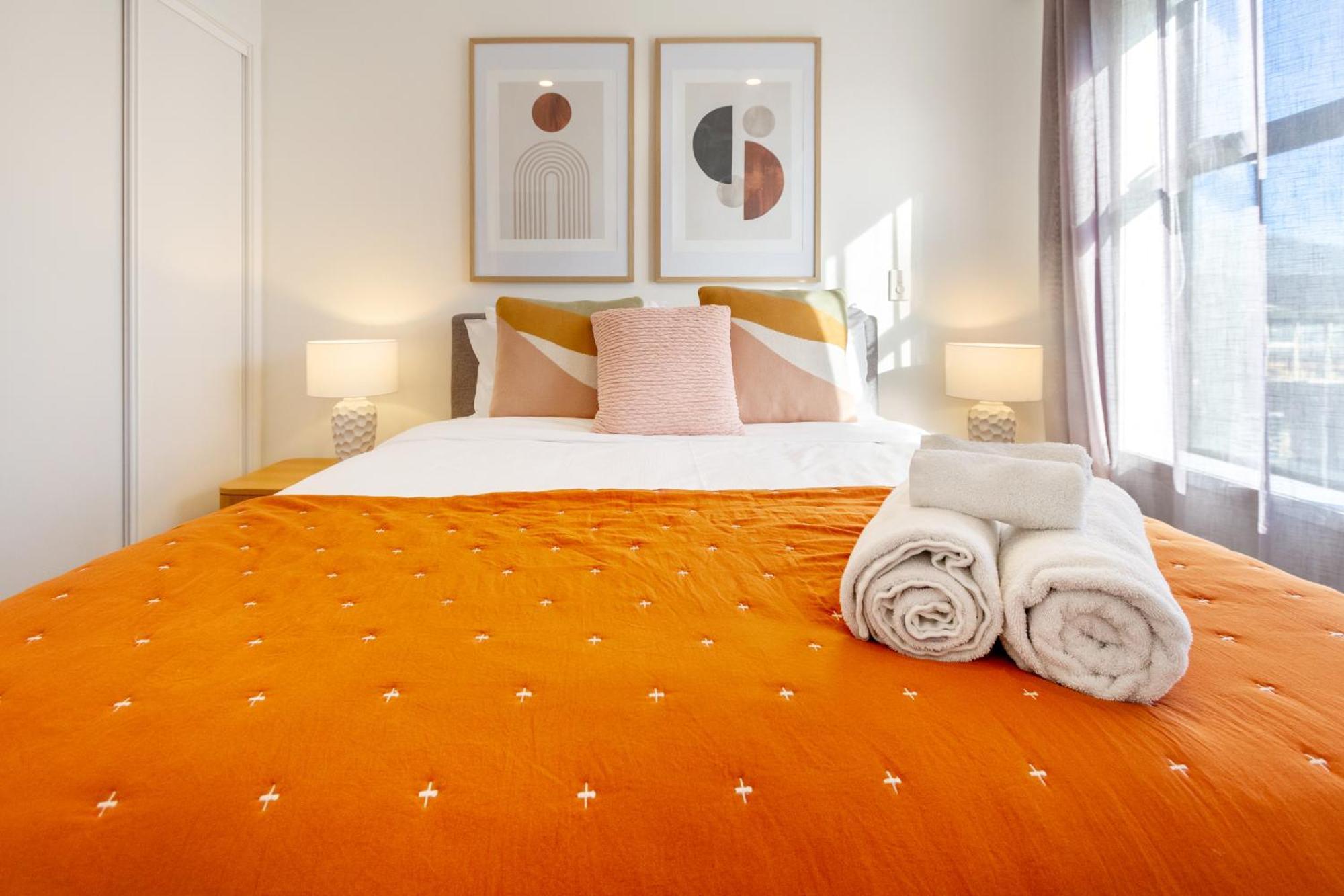 Gorgeous In Green - 2 Bed Central Oasis W/King Bed Christchurch Exteriör bild
